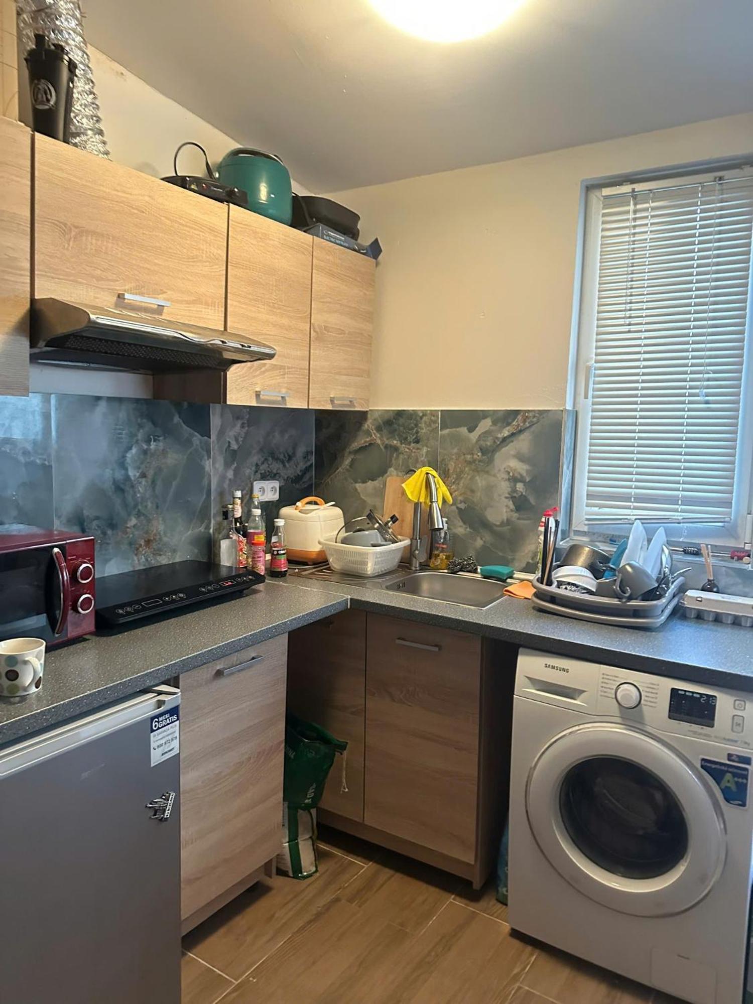 Nha Nghi Cho Cap Doi Va Gia Dinh Apartment Prague Bilik gambar